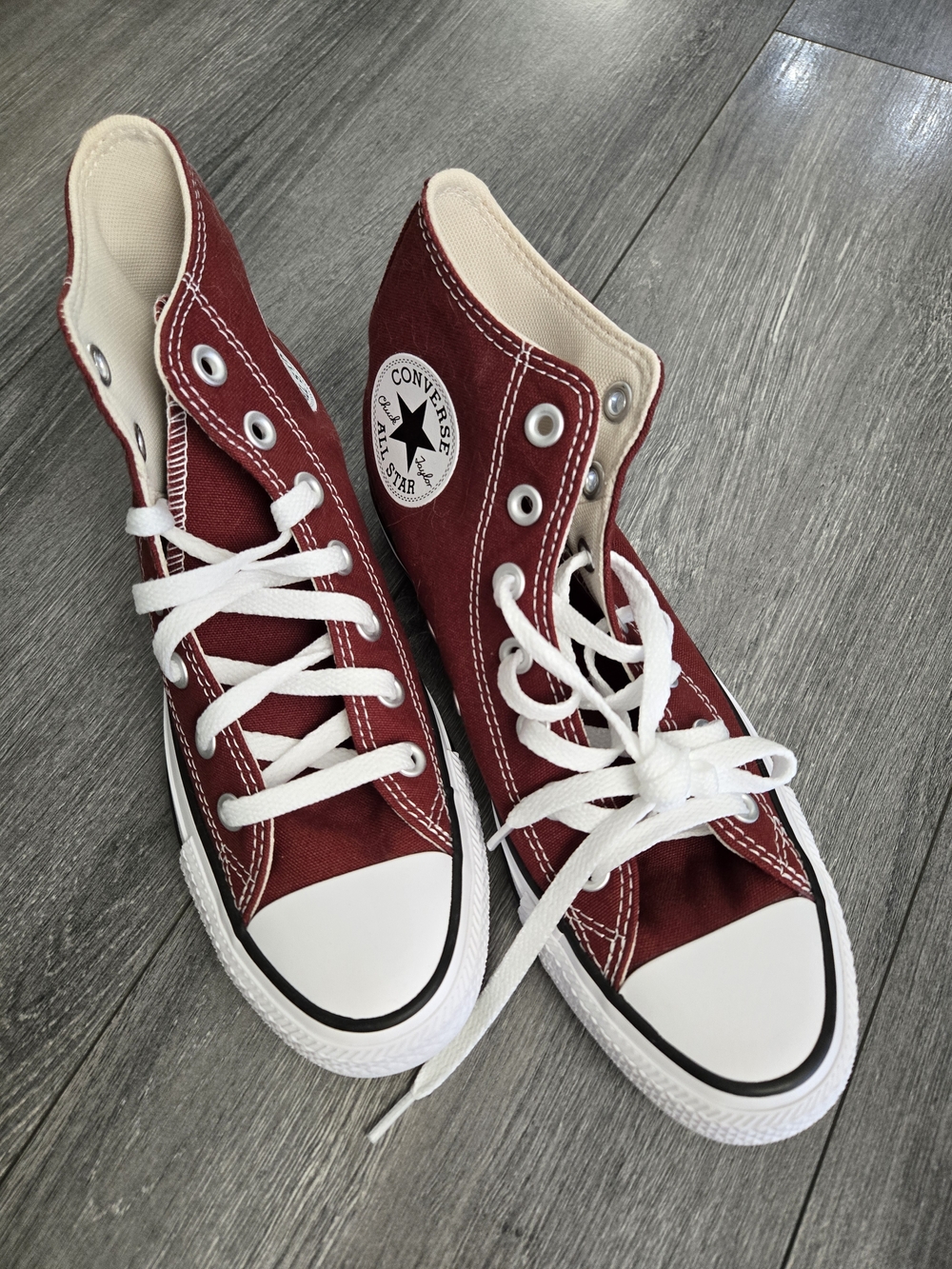 Converse Chuck Taylor All Star High Top Sneakers - Burgundy
